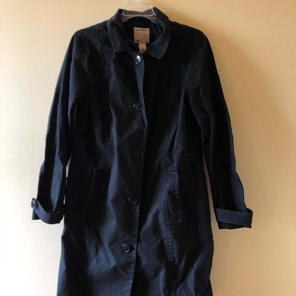 Light, Black Coat